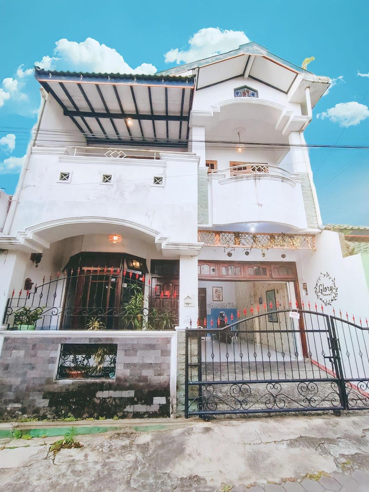Glory Homestay Yogyakarta Exteriér fotografie